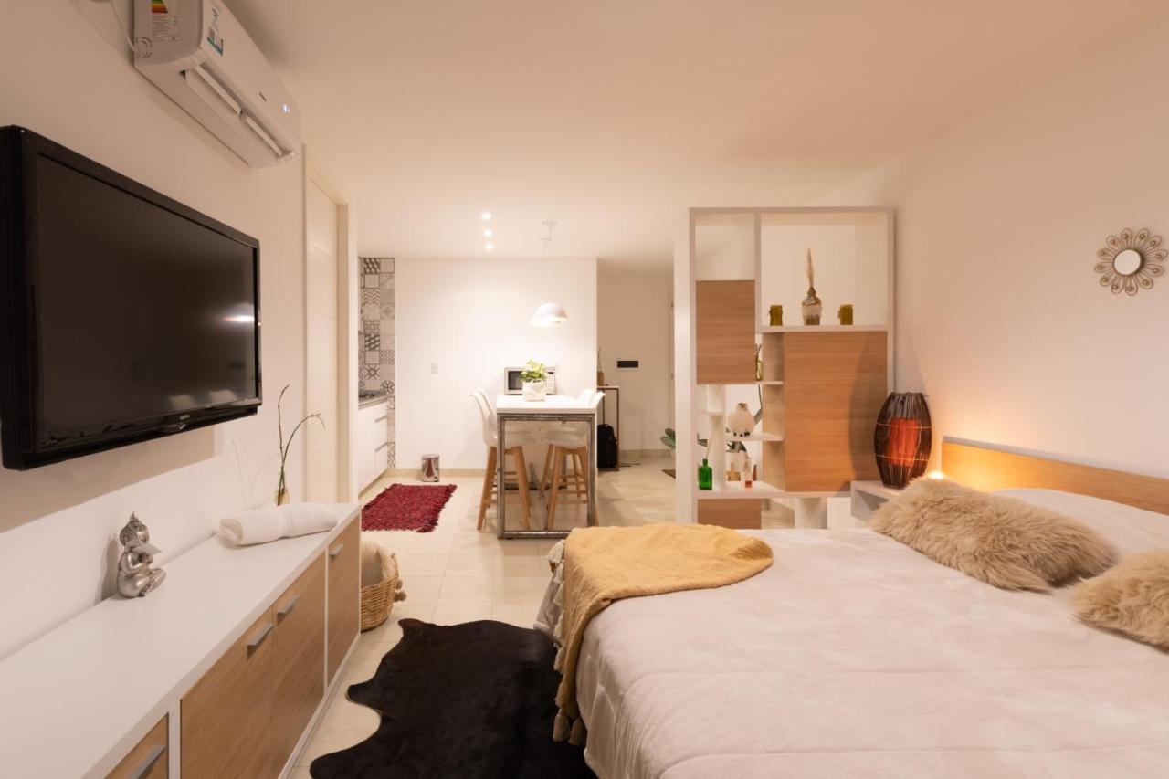 Cbmona Suites Villa Mercedes Esterno foto